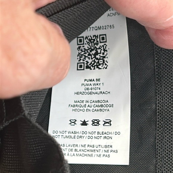 PUMA ORIGINAL BIFOLD BLACK GENUINE LEATHER WALLET LIKE NEW - Picture 9 of 15